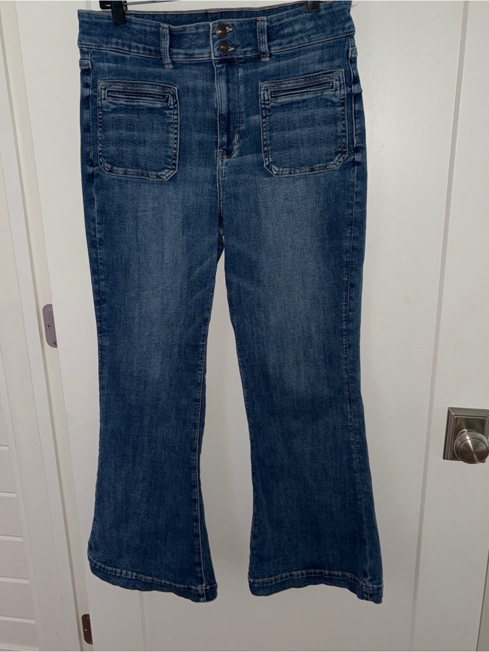 American Eagle super hi-Rise flare jeans sz 14 Reg EUC LN
